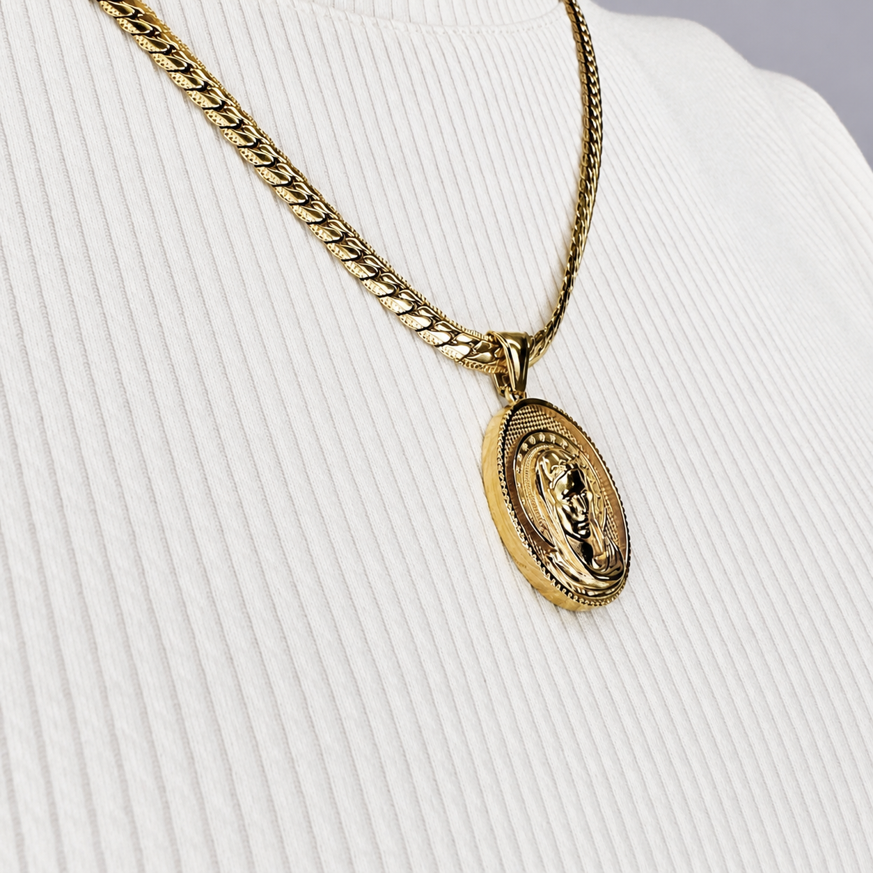 Combo Cadena Grabada + Dije Virgen Oro Laminado 18K