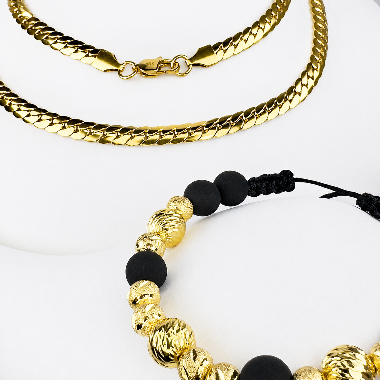 Conjunto Aqüe Mukura (Cadena + Manilla) Oro Laminado 18K