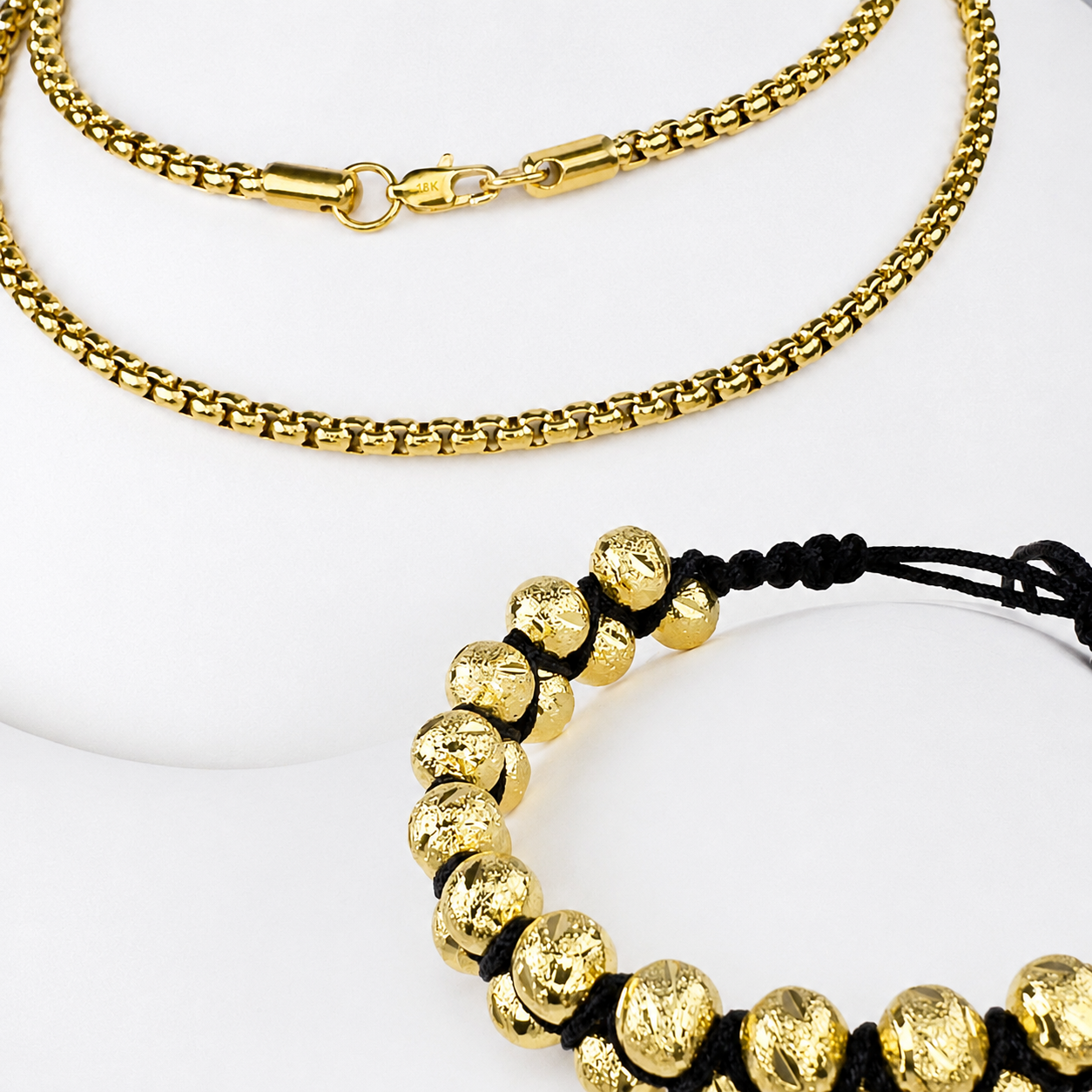 Conjunto Mica Mukura (Cadena + Manilla) Oro Laminado 18K