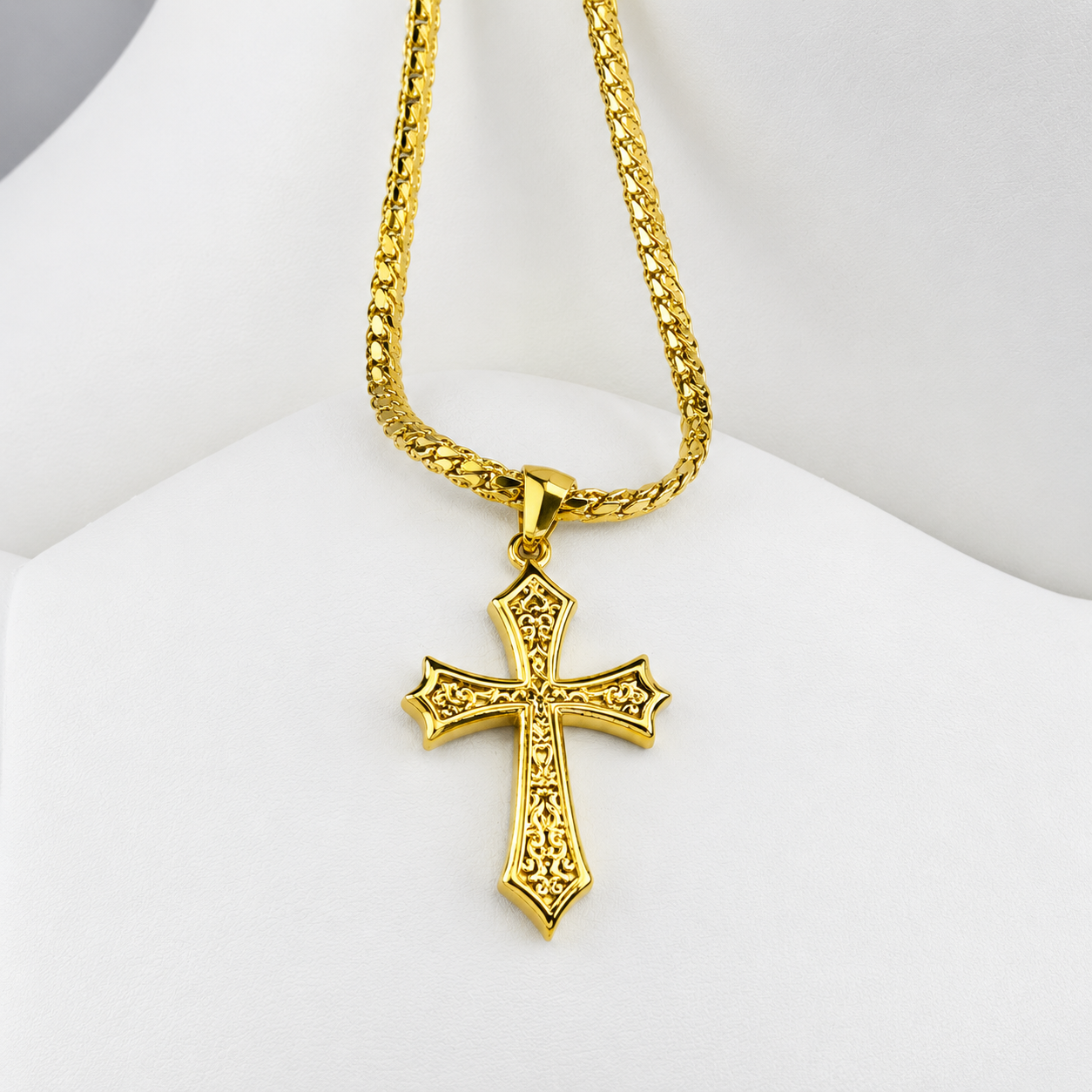 Combo Cadena Grabada + Dije Cruz Texturizada Oro Laminado 18K Mujer