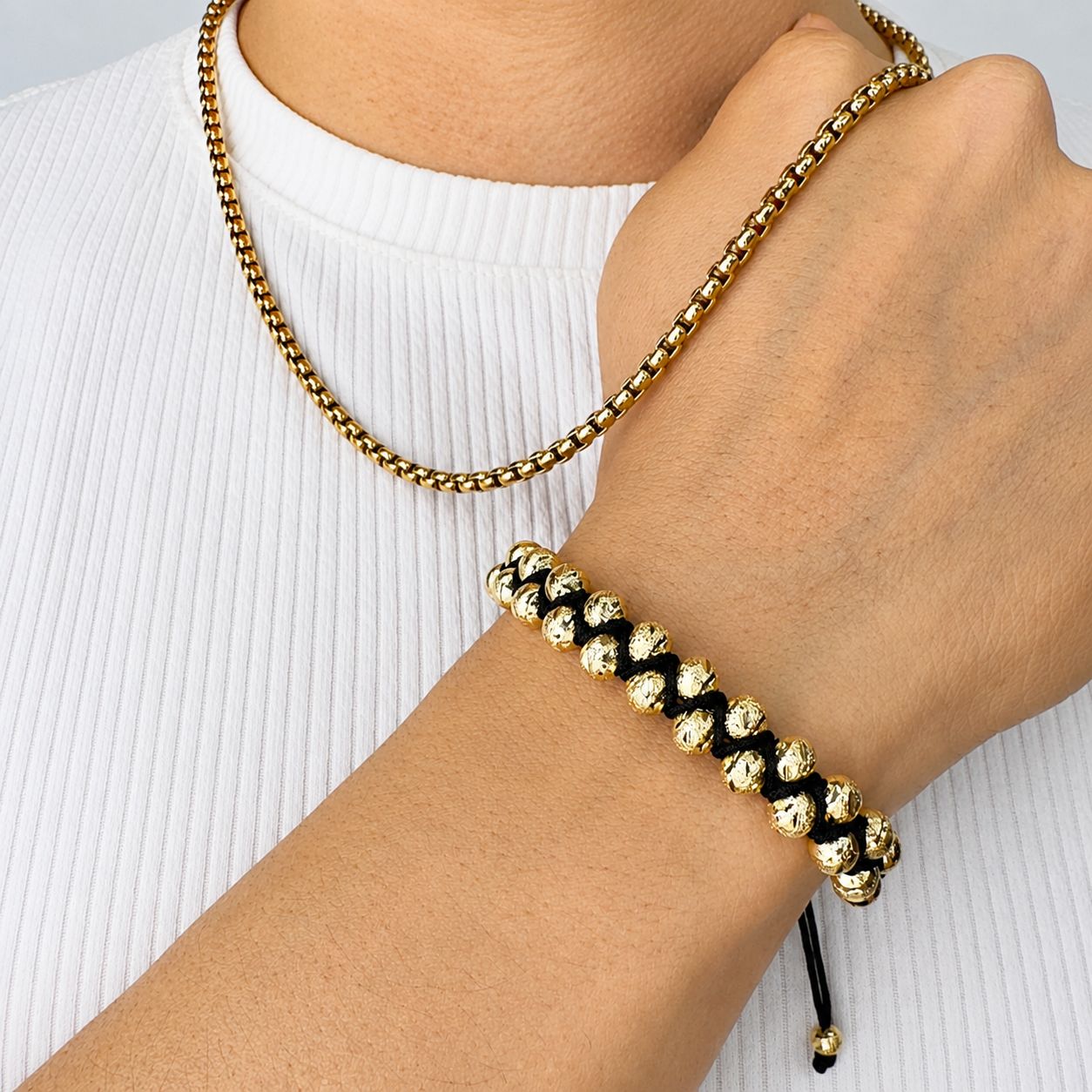 Conjunto Mica Mukura (Cadena + Manilla) Oro Laminado 18K