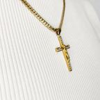 Combo Cadena Grabada + Dije Cristo Piedras Mukura Oro Laminado 18K