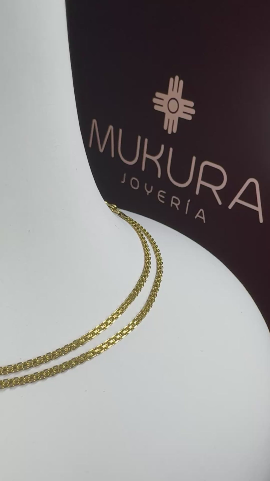 Cadena China Mukura  | Hombre